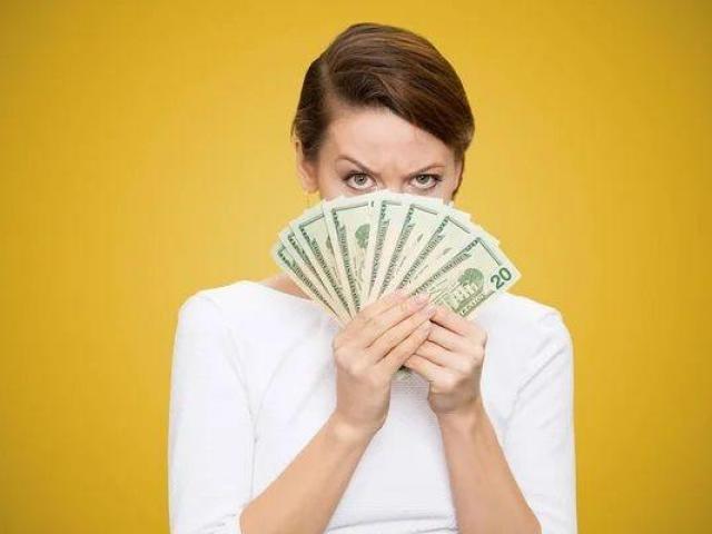 TELEFON ÜZERİNDEN SOHBETLE KAZANIN